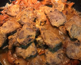 Foto del paso 7 de la receta: Lengua de cerdo con cebolla y rovellón (níscalos)