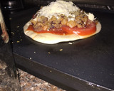 Foto del paso 7 de la receta: Pizzetta de chicharrón de camarones al ajillo con cerveza