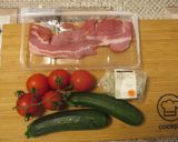 Cukkini "Tészta" 🥒 Stilton Sajttal 🧀 és Friss Bazsalikommal 🌿 recept fázis 1 fotója