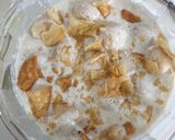 A picture of step 4 of Mash daal Dahi barey.