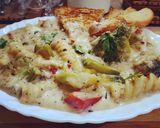 A picture of step 11 of White Sauce Pasta.