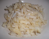 Foto del paso 2 de la receta: Bacalao a bras con atajo, una receta portuguesa