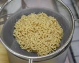 รูปขั้นตอนการทำที่ 9 ของ มาม่า ผัดขี้เมา ทำกินเองง่ายๆ อร่อยๆ