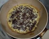 Foto langkah ke 3 dari resep Martabak Tipker Coklat Keju 🍫🧀.