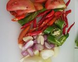Foto langkah ke 2 dari resep Oseng cabe tulang ikan asin jambal.