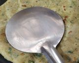 A picture of step 3 of Thepla (Methi Thepla).