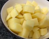 Hình bước làm 2 của món Salad Nga - Đơn Giản Mà Ngon Bất Ngờ