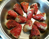 Foto del paso 1 de la receta: Pimientos rellenos en salsa