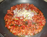 Foto del paso 2 de la receta: Espaguetis con salsa boloñesa a lo Bendecido