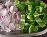 A picture of step 1 of Spicy soya chunks.