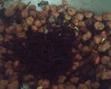 A picture of step 2 of Beetroot soyabean rice.