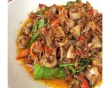 Foto langkah ke 6 dari resep Sambal cumi masak daun melinjo.