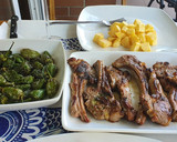 Foto del paso 6 de la receta: Chuletillas de cordero a la plancha con patatas y P. de Padrón