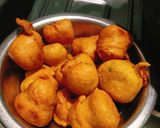 A picture of step 2 of Holi Special Kadhi Badi.