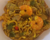 Foto del paso 6 de la receta: Fideuá con langostinos y almejas
