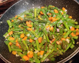 Foto del paso 1 de la receta: Caldo multi verduras con alubias rojas
