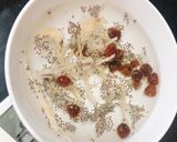 Hình bước làm 1 của món Yến Sào Chưng Hạt Chia Long Nhãn