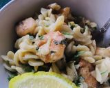 A picture of step 4 of Creamy Garlicky Shrimp with Pasta 🍤.