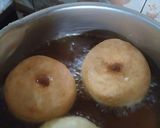 Foto langkah ke 8 dari resep Donat simple.