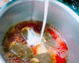 A picture of step 2 of Cardamom Tea☕.