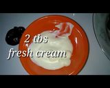 A picture of step 2 of Dates milkshake.