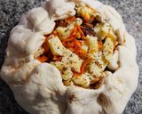 Foto del paso 5 de la receta: Calzón abierto con Carne y Mozzarella