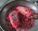 Foto del paso 5 de la receta: Berenjena🍆en salsa ahumada con champiñones🍄y remolacha🍄