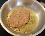 A picture of step 3 of Chapli kabab.