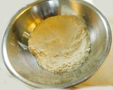 A picture of step 3 of Roasted chana dal laddu.