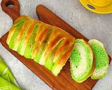 Foto langkah ke 7 dari resep Swirl Pandan Bread (Shokupan).