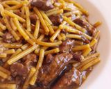 Foto del paso 10 de la receta: Fideos con carrilleras de cerdo al vino tinto