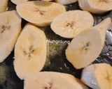 Foto langkah ke 2 dari resep Pisang Goreng Mentega Toping Keju.