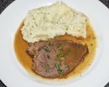 A picture of step 4 of Choclillo al Jugo (Beef Roast in Jus).