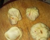 A picture of step 3 of Tandoori veg momos.