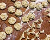 Medvehagymás sajtos pogácsa recept fázis 4 fotója