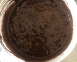Foto langkah ke 3 dari resep Chocolate Chip Brownies.
