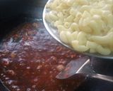 A picture of step 7 of Hara lehsan macaroni.