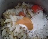 Foto del paso 2 de la receta: Coliflor en tortilla🥦🍅🌰🧀🍳🥚🥓