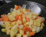 Foto langkah ke 3 dari resep Nasi Kare Jepang.