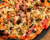 Pas rețetă Pizza cu "de toate" 4 fotografie