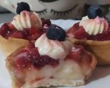 Foto del paso 6 de la receta: Tartitas Con Crema Pastelera Y Frutillas Para "El Día Del Amigo ❤️"