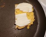 A picture of step 2 of Buffalo Chicken Grilled Cheese.