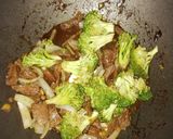 Foto del paso 4 de la receta: Lomo salteado con vegetales y papas con mayonesa