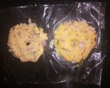 A picture of step 4 of Maddur Vada.