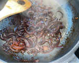 Foto del paso 3 de la receta: Cebolla moraza a la soja