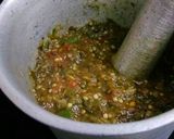 A picture of step 4 of Smoked Brinjal & Dry Fish Chutney.