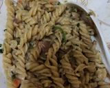 A picture of step 5 of Pasta in white sauce.