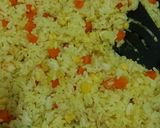 Foto langkah ke 3 dari resep Nasi Goreng Kunyit.