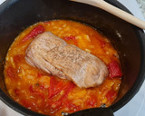 Foto del paso 4 de la receta: Solomillo de cerdo con salsa de piquillos y tomate