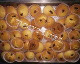 A picture of step 8 of Simple buttercream cupcakes.
